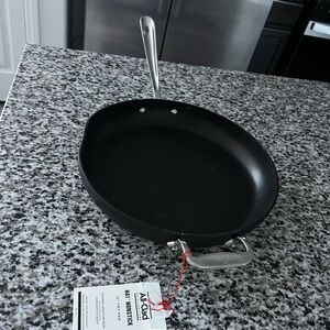 All Clad Nonstick Fry Pan 12”